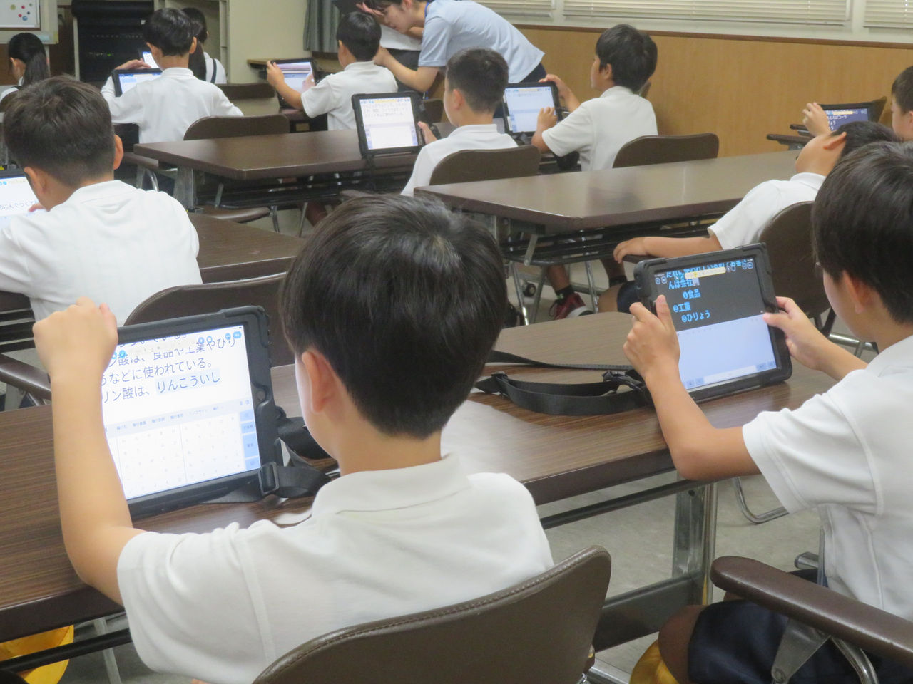 会社概要説明の様子